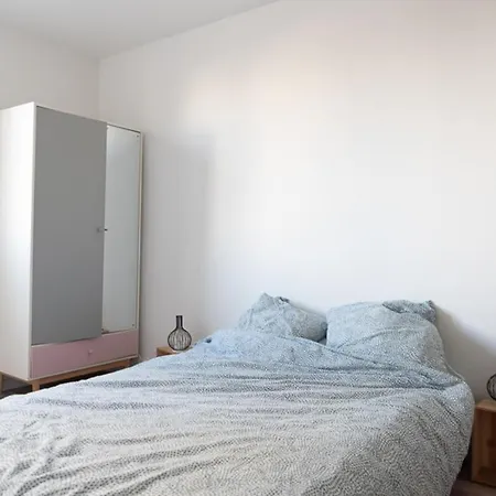 Charming Cocoon Refurbished Near Paris *